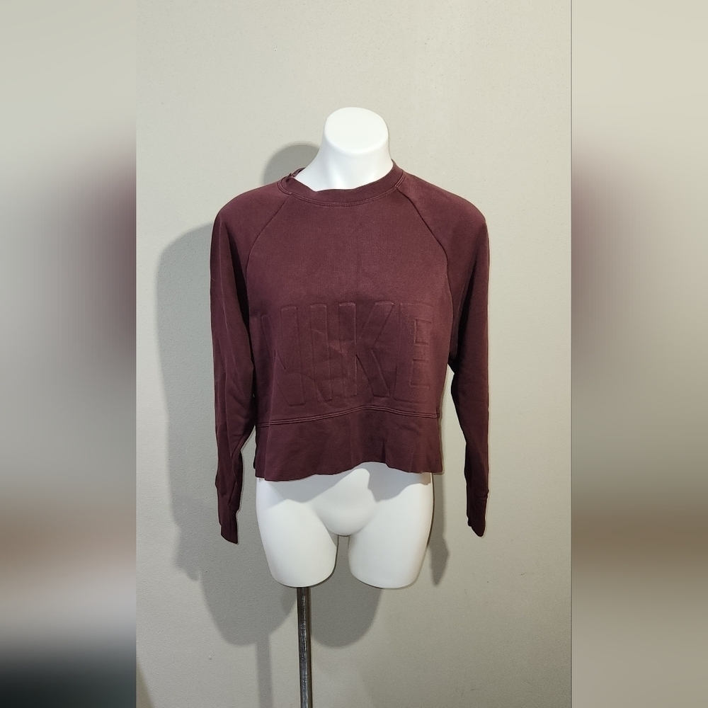 NIKE Dri-Fit Pull over Sweater Women's